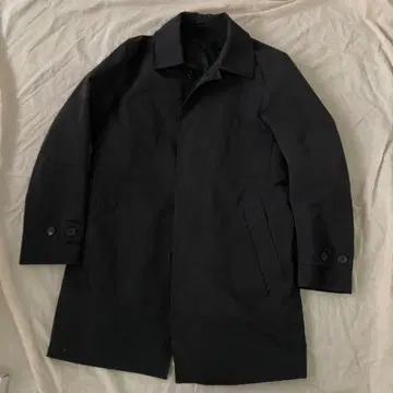 유니클로 라이너 포함 블랙 2WAY 스텐카라 코트 S 사이즈