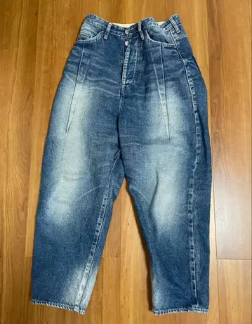 미나 페르호넨 올웨이즈 뉴 테이퍼드 데님