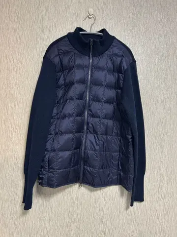 TAION 네이비 다운 자켓