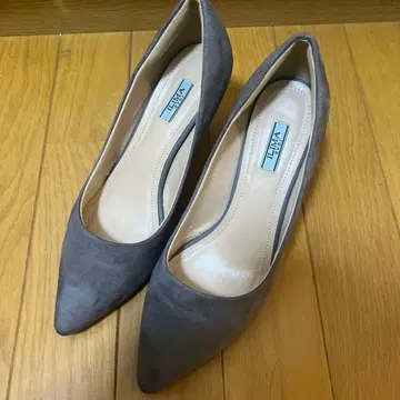 LIMA 그레이 스틸레토 하이힐