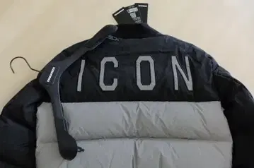 새상품 디스퀘어드 다운 자켓 ICON 로고 봄버 자켓
