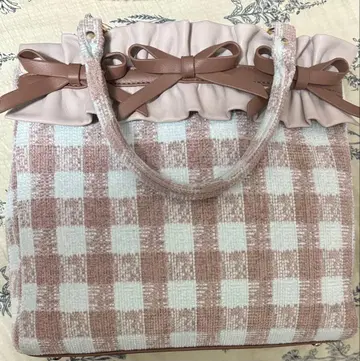 엑시즈팜 체크 무늬 리본 포함 이타백