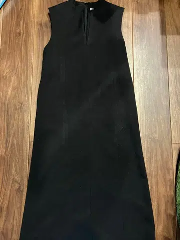 슬리브리스 원피스