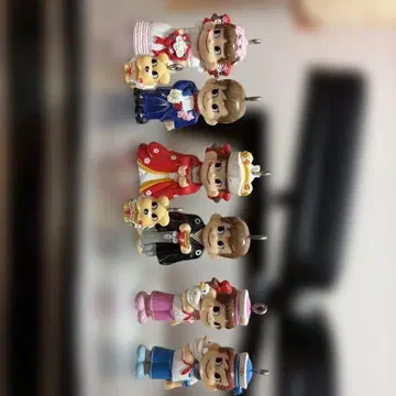 세련된 캐릭터 키링 세트