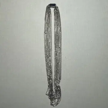 실버 체인 목걸이