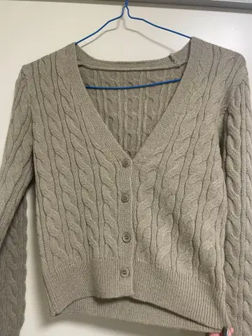 새상품! EMODA 베이지 케이블 니트 가디건 프리 사이즈