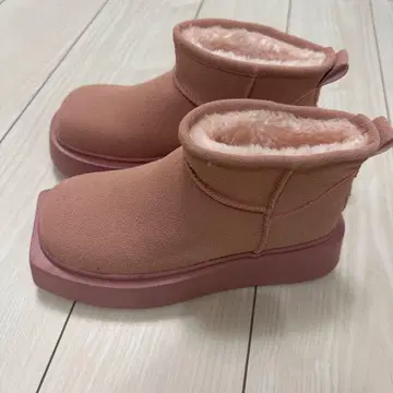 새상품 브라운 통굽 어그 부츠