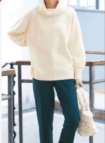 보틀넥 니트 any SiS