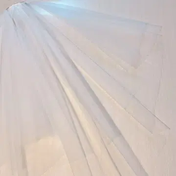 화이트 티어드 웨딩 베일