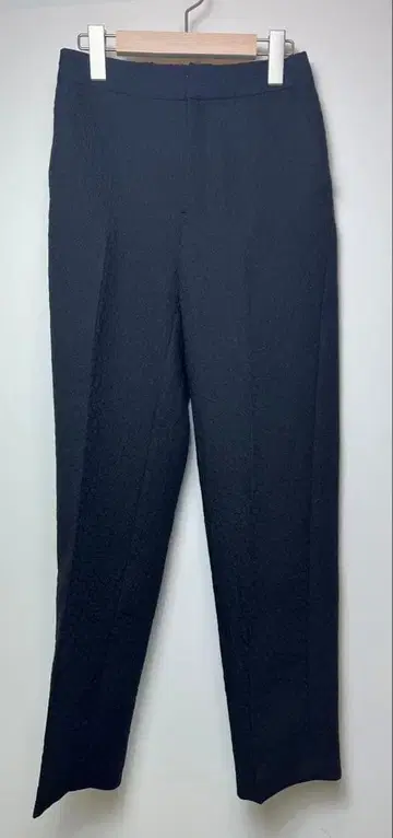 새상품 BEATRICE 베아트리스 자카드 테이퍼드 팬츠 25AW