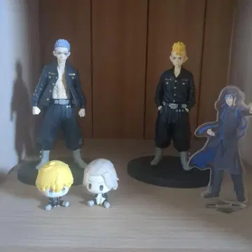 도쿄 리벤저스 피규어 세트 4개 + 아크릴 스탠드