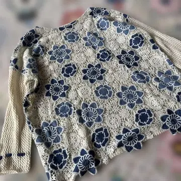 Desigual (데시구알) 꽃무늬 꽈배기 니트 레이스