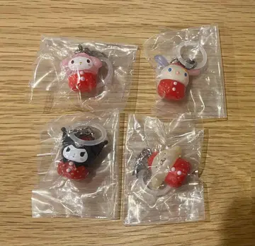 산리오 캐릭터즈 딸기 표시 액세서리