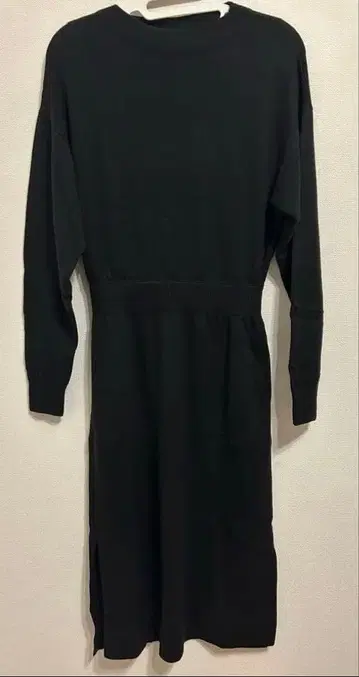 CAST 니트 원피스