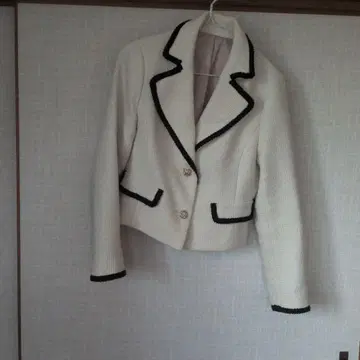 herlipto 화이트 니트풍 노카라 자켓