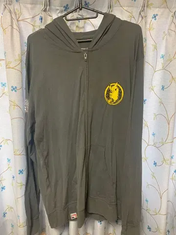 포켓몬 NAIC2022 후드티 M 사이즈