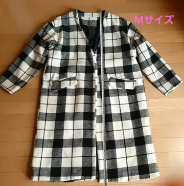 체크 무늬 롱 코트