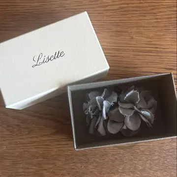 Lisette 코르사주 비올레트 한정판 그리페를 코사지 리제타