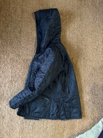 LAVENHAM 블랙 퀼팅 후드 재킷