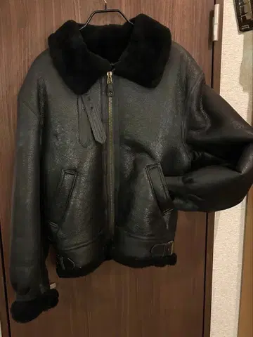 AVIREX B-3 블랙 가죽 자켓