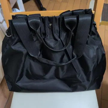 CURI BISCUI 턱 플리츠 2 핸들 토트백