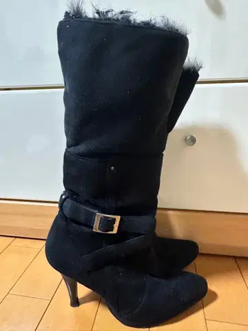 퍼 포함 블랙 스웨이드 롱 부츠