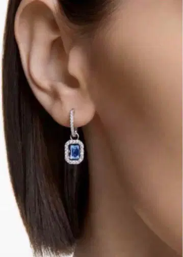 SWAROVSKI 스와로브스키 Millenia 미레니아 드롭 귀걸이
