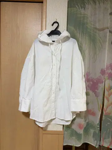 셀렉모카 selectmoca 후드 부착 나일론 셔츠