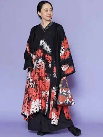 와모노야 카야 화려한 원피스, 겉옷 세트