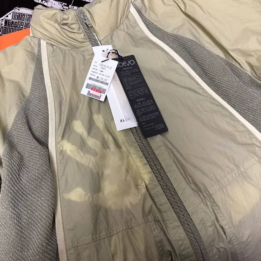 XLIM | 엑슬림 [L] Xlim EP.8 02 Gray Down Lightweight Padded Jacket