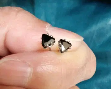 미키 님, 괜찮으시다면 봐주세요~ 블랙 삼각형 블랙 스피넬 풍