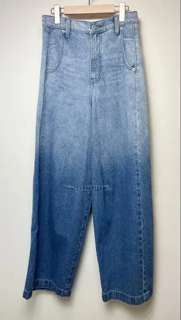 새상품 BEATRICE 베아트리스 그라데이션 커비 팬츠 25AW