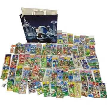 어디든지 도라에몽 한정판 스트랩 스트랩 핀 배지 모음 71점