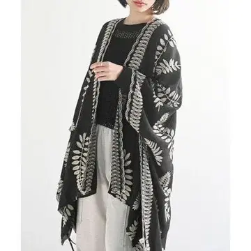 새상품 R.P.S 아르 피 에스 자수 스톨 판초 RPS 아르피에스