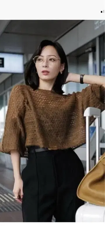 아뉴앙스 시어 캐시미어 크롭 니트탑