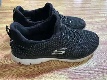 스케쳐스 스니커즈 슬립온 23.5