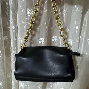 블랙 가죽 숄더백