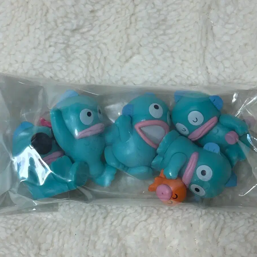 New Gacha in Japan] Sanrio Characters Floki Gacha - Han Gyo-dong, Cinnamon  Roll #가챠,#산리오,#한교동 on Bunjang Global Site.