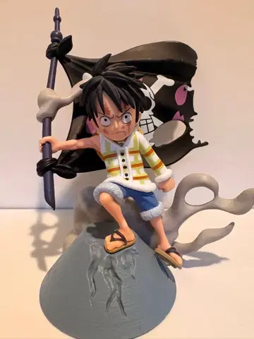 원피스 루피 피규어