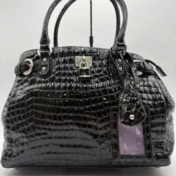 새상품급 산포 핸드백 크로커다일 엠보 광택 자물쇠 블랙