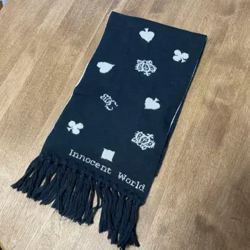 Innocent World 머플러