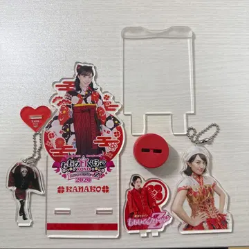 모모타 카나코 아크릴 스탠드