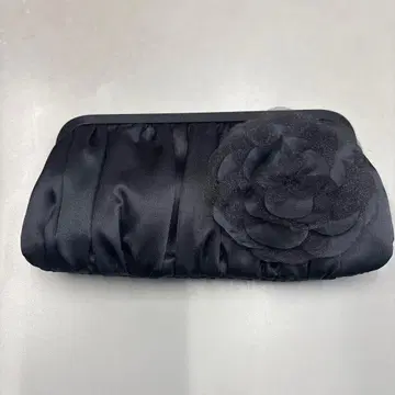 ANNA SUI 블랙 클러치백