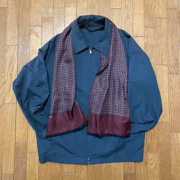 Ernie Palo Editions, 2 스카프