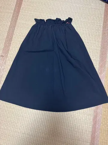 프릴 허리 스커트 블랙