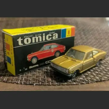토미카 8 SUNNY 1200 쿠페 금 1a 일본제 복사 블랙 박스 사니