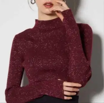 엄지 구멍 워셔블 하이넥 니트탑 rienda