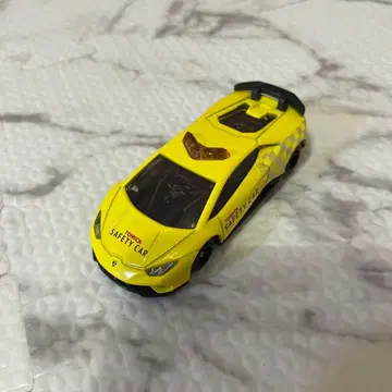 토미카 빔 람보르기니 우라칸 퍼포만테 세이