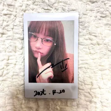 ExWHYZ maho 날짜 사인 폴라로이드