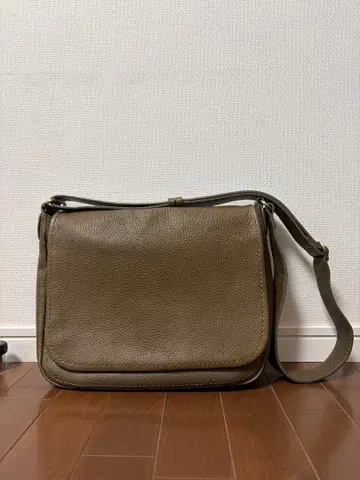 [츠치야 가방 제조소] 올리브 그린 가죽 숄더백
